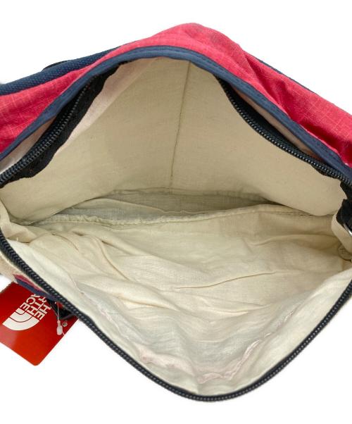 THE NORTH FACE（ザ ノース フェイス）THE NORTH FACE (ザ ノース フェイス) Livity (リビティ) KANGA/ウエストバッグ レッド 未使用品の古着・服飾アイテム