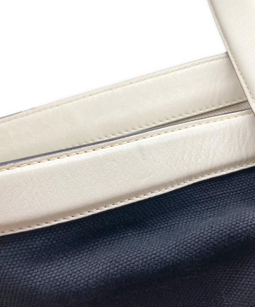 J&M DAVIDSON（ジェイ＆エム デヴィッドソン）J&M DAVIDSON (ジェイ＆エム デヴィッドソン) レザー切替トートバッグ ベージュ×ブラックの古着・服飾アイテム