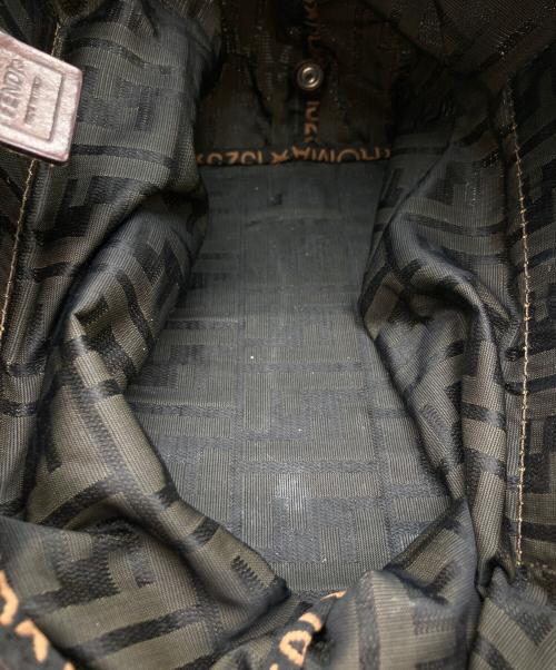 FENDI（フェンディ）FENDI (フェンディ) ズッカ柄ハンドバッグ ベージュの古着・服飾アイテム