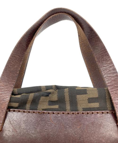 FENDI（フェンディ）FENDI (フェンディ) ズッカ柄ハンドバッグ ベージュの古着・服飾アイテム