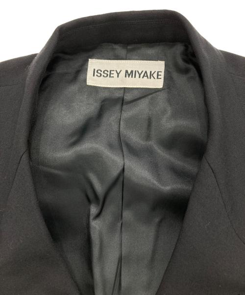 ISSEY MIYAKE（イッセイミヤケ）ISSEY MIYAKE (イッセイミヤケ) ウールテーラードジャケット ブラック サイズ:Mの古着・服飾アイテム