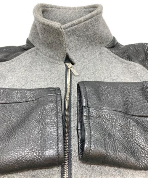 DELAY by win&sons（ディレイバイウィンアンドサンズ）DELAY by win&sons (ディレイバイウィンアンドサンズ) Halford Varsity/切替レザージャケット グレー×ブラック サイズ:2の古着・服飾アイテム