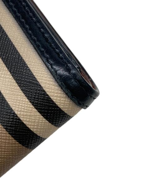 BURBERRY（バーバリー）BURBERRY (バーバリー) ノヴァ3つ折り財布 ブラウンの古着・服飾アイテム