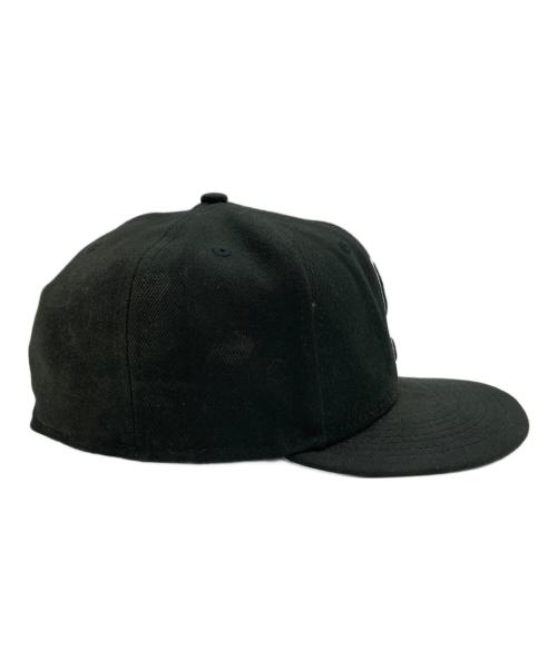 New Era（ニューエラ）New Era (ニューエラ) Supreme (シュプリーム) S LOGO CAP/キャップ ブラック サイズ:SIZE 7 1/2の古着・服飾アイテム