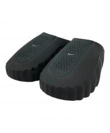 NIKE（ナイキ）の古着「Mules "Black/Hyper Crimson/White/Chrome"/ミュール」｜ブラック