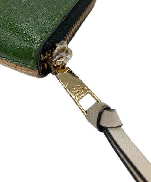 MARC JACOBS（マークジェイコブス）MARC JACOBS (マークジェイコブス) バイカラーラウンドジップロングウォレット ベージュ×グリーン サイズ:-の古着・服飾アイテム
