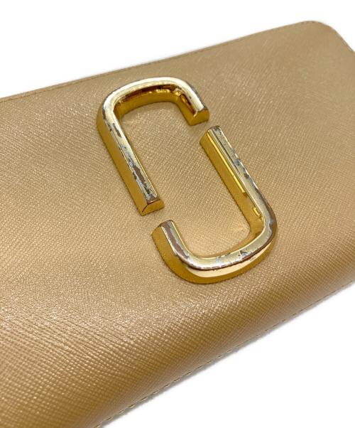 MARC JACOBS（マークジェイコブス）MARC JACOBS (マークジェイコブス) バイカラーラウンドジップロングウォレット ベージュ×グリーン サイズ:-の古着・服飾アイテム