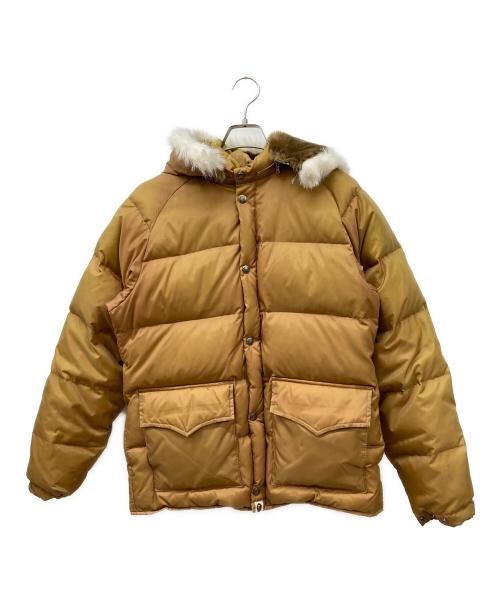 BAPE BY A BATHING APE（ベイプバイアベイシングエイプ）BAPE BY A BATHING APE (ベイプバイアベイシングエイプ) ダウンジャケット マスタード サイズ:Ｍの古着・服飾アイテム