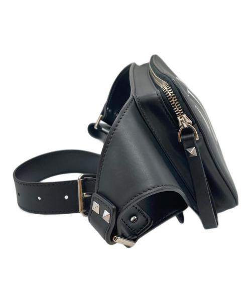 VALENTINO（ヴァレンティノ）VALENTINO (ヴァレンティノ) ロゴプリントショルダーバッグ ブラックの古着・服飾アイテム