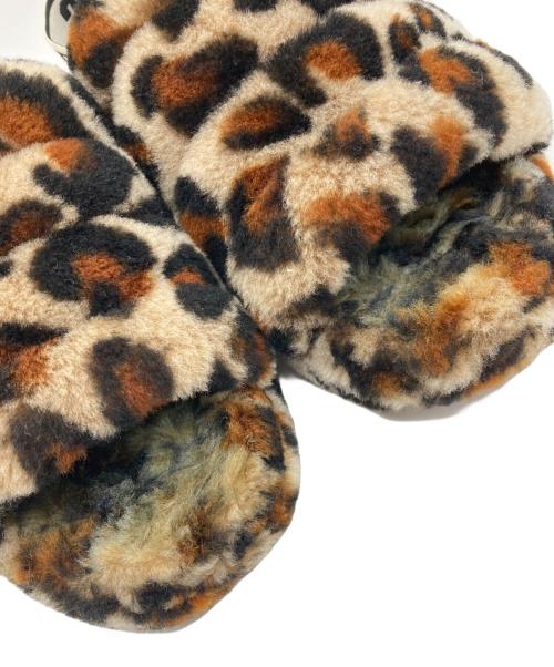 UGG（アグ）UGG (アグ) W FLUFF YEAH SLIDE ベージュ サイズ:22の古着・服飾アイテム