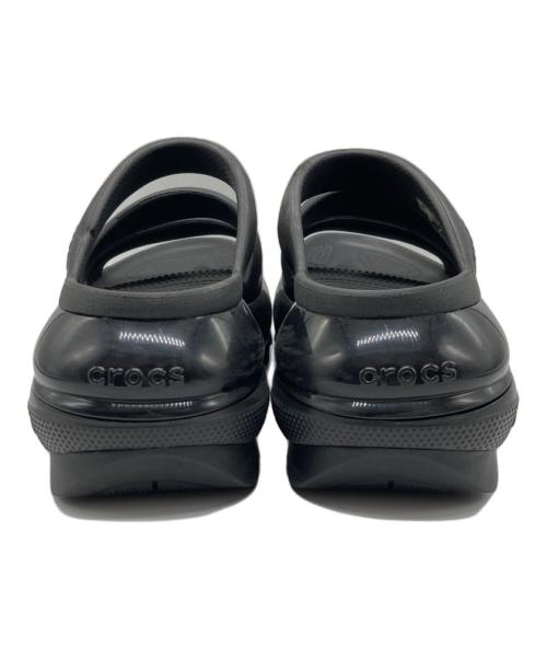 crocs（クロックス）crocs (クロックス) メガクラッシュトリプルストラップサンダル ブラック サイズ:23の古着・服飾アイテム
