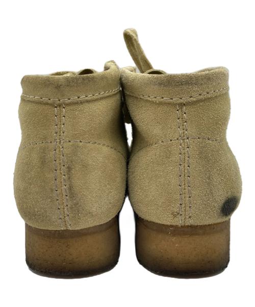 CLARKS（クラークス）CLARKS (クラークス) ワラビーシューズ ベージュ サイズ:23.5の古着・服飾アイテム