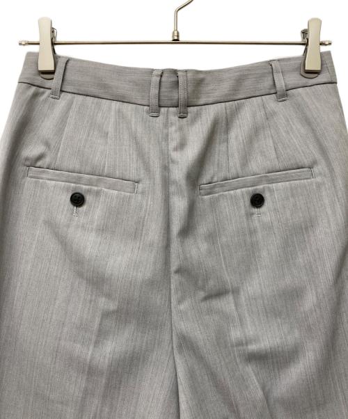 green label relaxing（グリーンレーベルリラクシング）green label relaxing (グリーンレーベルリラクシング) タックパンツ グレー サイズ:38の古着・服飾アイテム