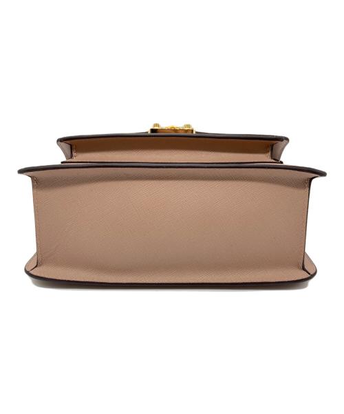 COCOCELUX GOLD（ココセリュックスゴールド）COCOCELUX GOLD (ココセリュックスゴールド) CCLゴールドサフィアーノ錠前2WAYバック ピンク 未使用品の古着・服飾アイテム