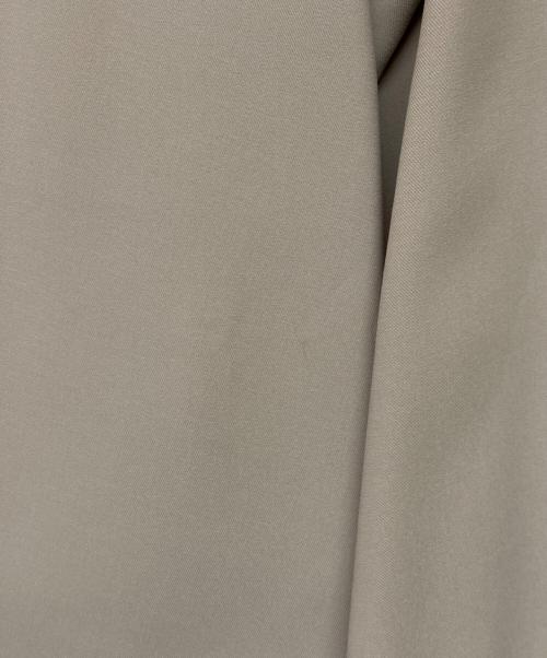 anuans（アニュアンス）anuans (アニュアンス) カスケードフリルブラウス ベージュ サイズ:Fの古着・服飾アイテム