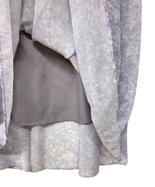 JILL BY JILLSTUART（ジル バイ ジルスチュアート）JILL BY JILLSTUART (ジル バイ ジルスチュアート) プリントティアードワンピース パープル サイズ:FRの古着・服飾アイテム