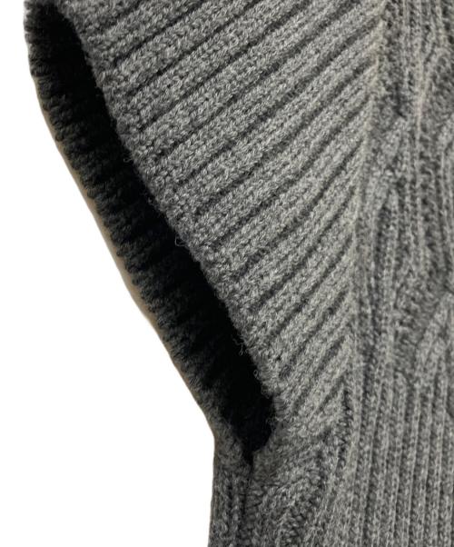 Audire（アウディーレ）Audire (アウディーレ) Diamond knit tops グレー サイズ:M 未使用品の古着・服飾アイテム