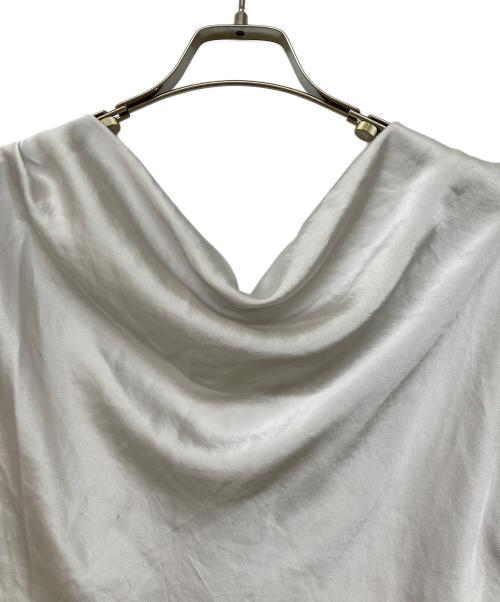 Noble（ノーブル）Noble (ノーブル) ドレープサテン2WAYブラウス ホワイト サイズ:Freeの古着・服飾アイテム