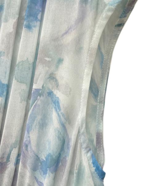 COCODEAL（ココディール）COCODEAL (ココディール) 23SS 水彩花プリーツワンピース スカイブルー サイズ:２の古着・服飾アイテム
