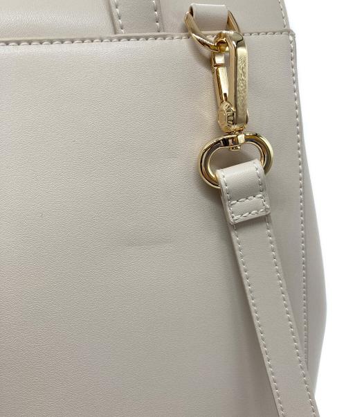 CHARLES & KEITH（チャールズアンドキース）CHARLES & KEITH (チャールズ＆キース) フロントフラップ ストラクチャーバックパック ライトピンクの古着・服飾アイテム