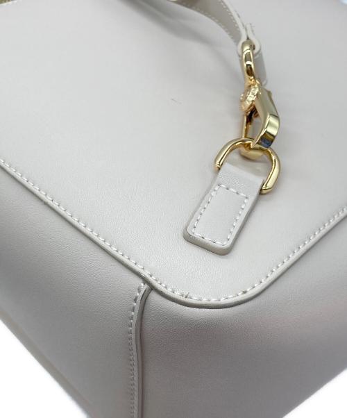 CHARLES & KEITH（チャールズアンドキース）CHARLES & KEITH (チャールズ＆キース) フロントフラップ ストラクチャーバックパック ライトピンクの古着・服飾アイテム