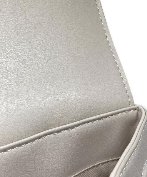 CHARLES & KEITH（チャールズアンドキース）CHARLES & KEITH (チャールズ＆キース) フロントフラップ ストラクチャーバックパック ライトピンクの古着・服飾アイテム