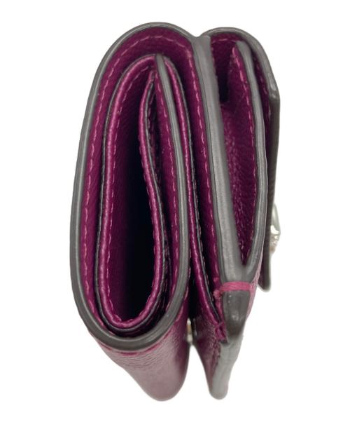 MICHAEL KORS（マイケル・コース）MICHAEL KORS (マイケル・コース) TRIFOLD WLLT パープルの古着・服飾アイテム