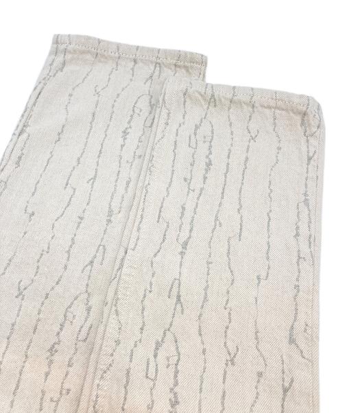 LEVI'S（リーバイス）LEVI'S (リーバイス) 70S HIGH STRAIGHT NATURAL AMBER FLOWER ホワイト サイズ:61ｃｍ（W24) 未使用品の古着・服飾アイテム