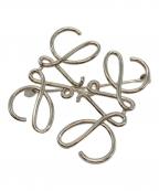 LOEWEロエベ）の古着「アナグラム ブローチ」