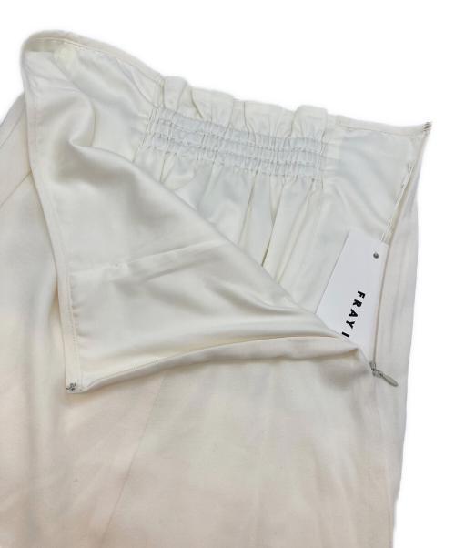 FRAY ID（フレイ アイディー）FRAY ID (フレイ アイディー) スパイラルラインマーメイドスカート ホワイト サイズ:1の古着・服飾アイテム