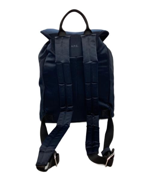A.P.C.（アーペーセー）A.P.C. (アーペーセー) フラップ付きリュック ネイビーの古着・服飾アイテム