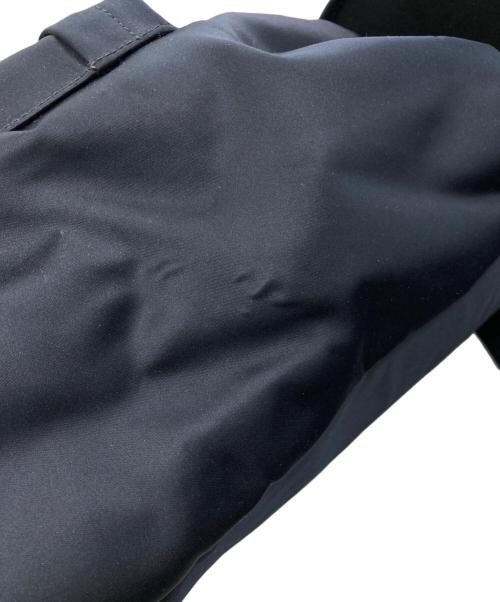 A.P.C.（アーペーセー）A.P.C. (アーペーセー) フラップ付きリュック ネイビーの古着・服飾アイテム