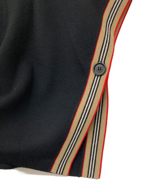 BURBERRY LONDON（バーバリーロンドン）BURBERRY LONDON (バーバリーロンドン) 22AW ノースリーブニット ブラック サイズ:S(80×53cm)の古着・服飾アイテム