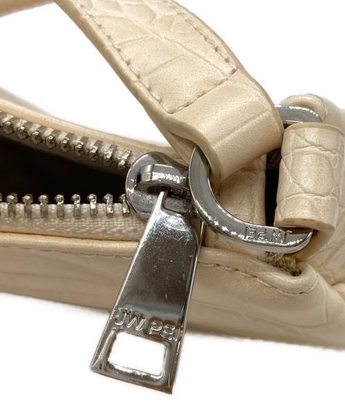 JW PEI（ジェイダブリューペイ）JW PEI (ジェイダブリューペイ) ワンショルダーバッグ アイボリーの古着・服飾アイテム