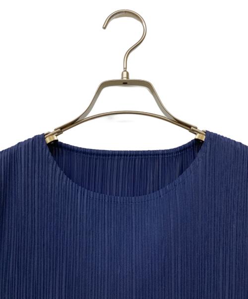 Arte Soie（アルテソワ）Arte Soie (アルテソワ) フラワープリントプリーツワンピース ネイビー サイズ:LL-3Lの古着・服飾アイテム