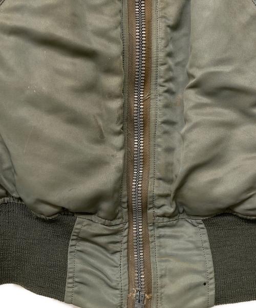 VINTAGE MILITARY（ヴィンテージ ミリタリー）VINTAGE MILITARY (ヴィンテージ ミリタリー) 50s B-15D フライトジャケット カーキ サイズ:38の古着・服飾アイテム