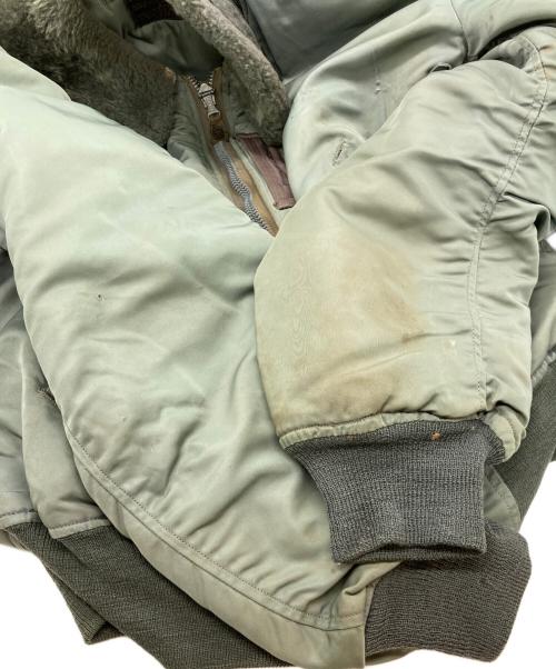 VINTAGE MILITARY（ヴィンテージ ミリタリー）VINTAGE MILITARY (ヴィンテージ ミリタリー) 50s B-15D フライトジャケット カーキ サイズ:38の古着・服飾アイテム