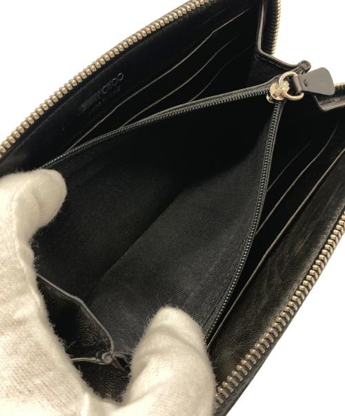 JIMMY CHOO（ジミーチュウ）JIMMY CHOO (ジミーチュウ) スタースタッズラウンドファスナーウォレット ブラックの古着・服飾アイテム