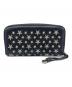 JIMMY CHOO (ジミーチュウ) スタースタッズラウンドファスナーウォレット ブラック：7000円
