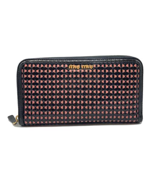 MIU MIU（ミュウミュウ）MIU MIU (ミュウミュウ) ロゴプレートラウンドファスナーウォレット ブラック×ピンクの古着・服飾アイテム