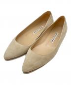 Manolo Blahnikマノロブラニク）の古着「BB FLAT NUDE SUEDE PUMPS」｜ホワイト
