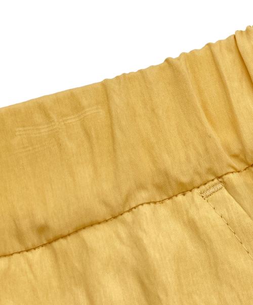 08sircus（ゼロエイトサーカス）08sircus (ゼロエイトサーカス) ヴィスコースワッシャースリットイージーパンツ イエローの古着・服飾アイテム