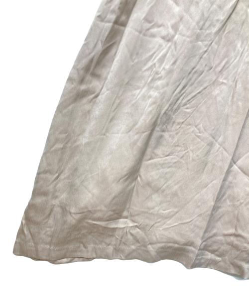 anuans（アニュアンス）anuans (アニュアンス) 24SS サテンナローキャミワンピース ピンクベージュ サイズ:S 未使用品の古着・服飾アイテム