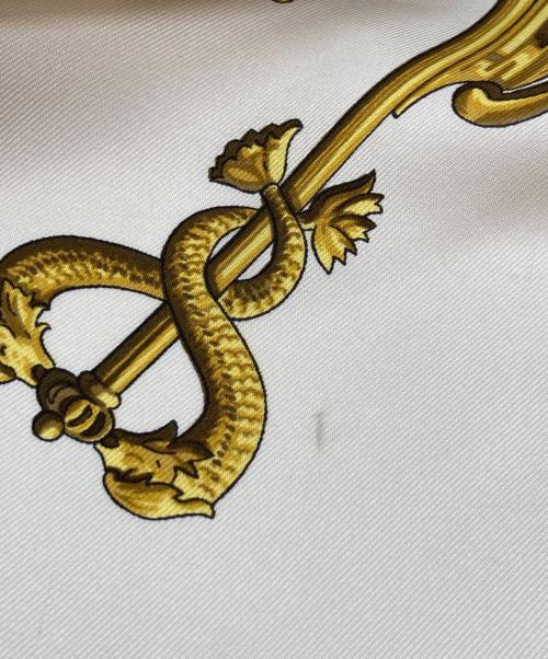 HERMES（エルメス）HERMES (エルメス) カレ90 LES CLES THE KEYS RARE ネイビー×ホワイトの古着・服飾アイテム