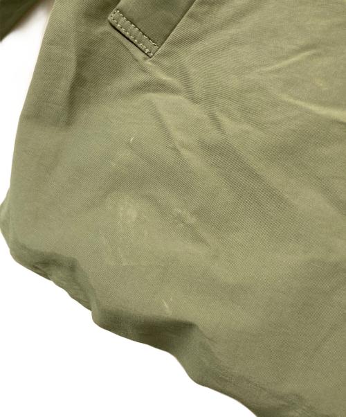 kurashi&trips publishing（クラシアンドトリップス パブリッシング）kurashi&trips publishing (クラシアンドトリップス パブリッシング) ショート丈中綿入りコート グリーン サイズ:不明の古着・服飾アイテム