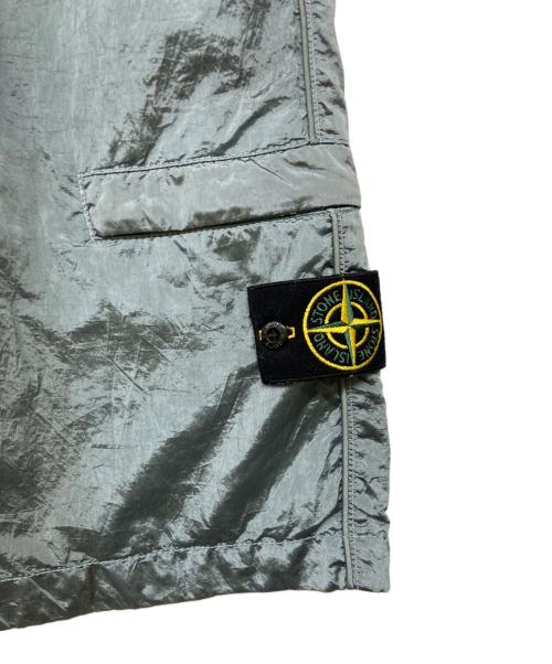 STONE ISLAND（ストーンアイランド）STONE ISLAND (ストーンアイランド) 22SS ガーメントダイナイロンメタルシャーリングショーツ スカイブルー サイズ:W32の古着・服飾アイテム