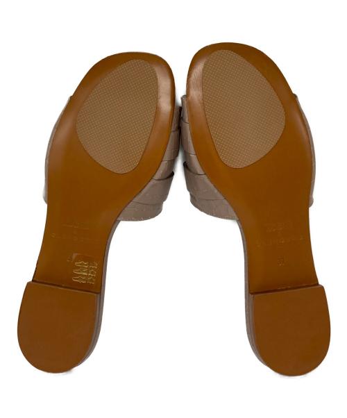 KOCHE（コシェ）KOCHE (コシェ) CLERGERIE (クレジュリー) KID Slip Textured Leather Sandals ピンク サイズ:SIZE37の古着・服飾アイテム