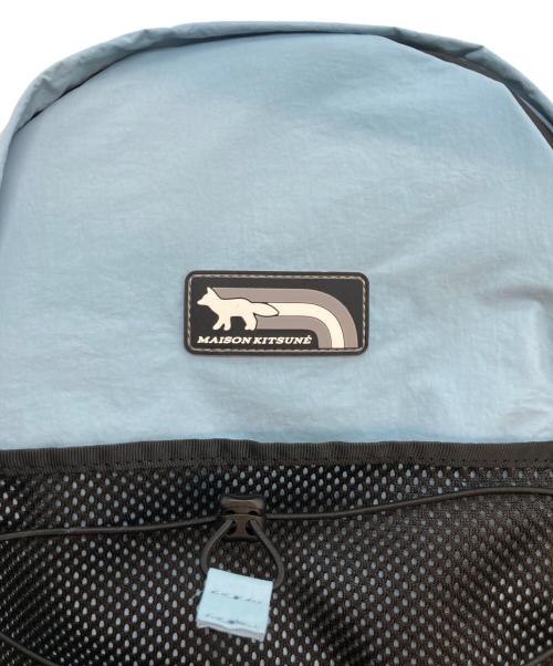 maison kitsune（メゾンキツネ）MAISON KITSUNE (メゾンキツネ) フラッシュ フォックス バックパック スカイブルーの古着・服飾アイテム
