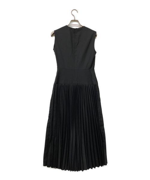 laube blanc（ローブブラン）laube blanc (ローブブラン) Belted Pleats Dress ブラック サイズ:Sの古着・服飾アイテム