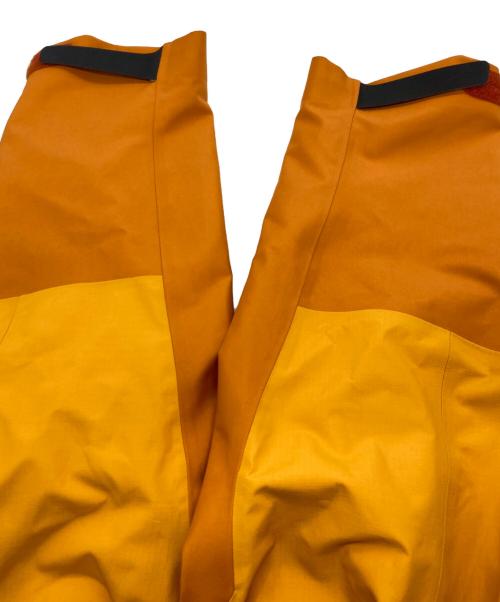 ARC'TERYX（アークテリクス）ARC'TERYX (アークテリクス) Beta AR Jacket Men's オレンジ サイズ:Sの古着・服飾アイテム